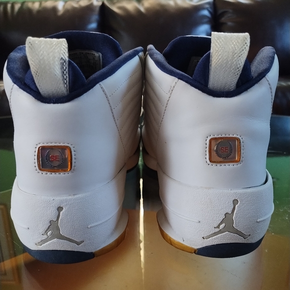 Air Jordan XIX SE - Picture 11 of 14